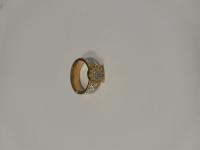 CS1242/2025  WOMEN&#039;S GOLD  RING WITH SIMIL DIAMONDS